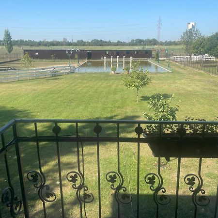 Kastelykert Fogado Hotel Szeged Ngoại thất bức ảnh