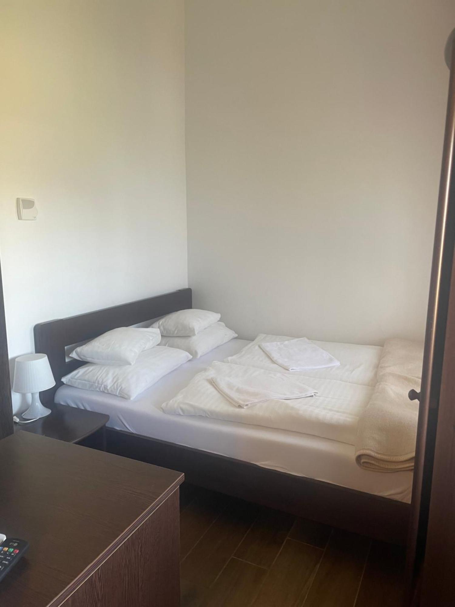 Kastelykert Fogado Hotel Szeged Ngoại thất bức ảnh