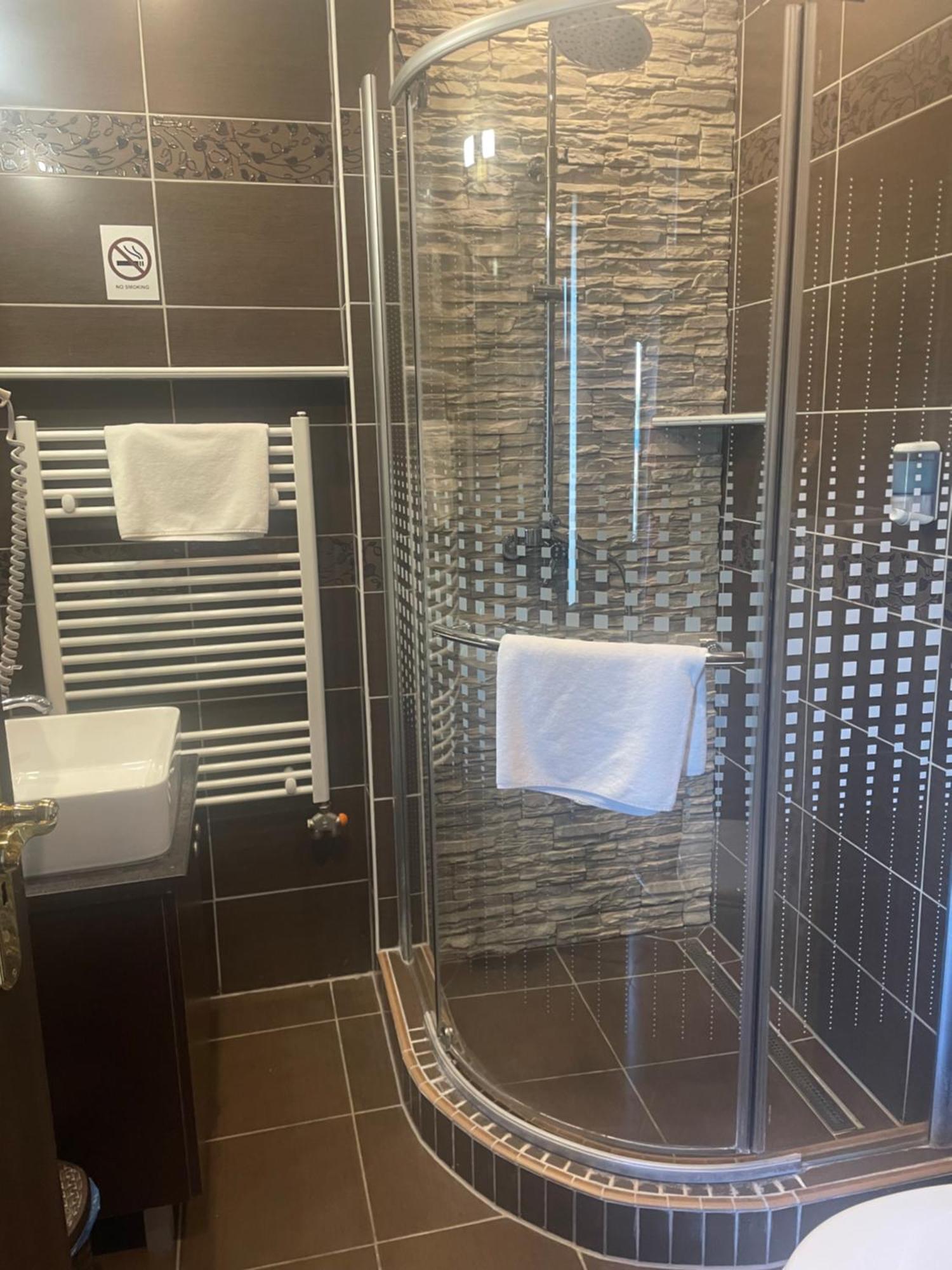 Kastelykert Fogado Hotel Szeged Ngoại thất bức ảnh