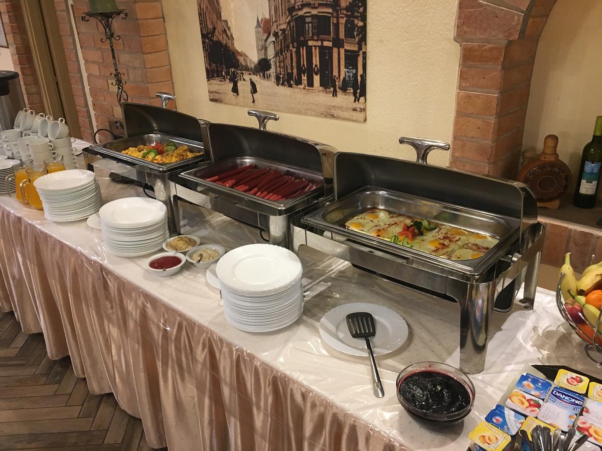 Kastelykert Fogado Hotel Szeged Ngoại thất bức ảnh